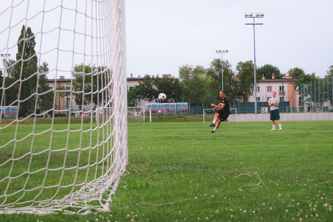 Aydınlatılmış futbol sahası